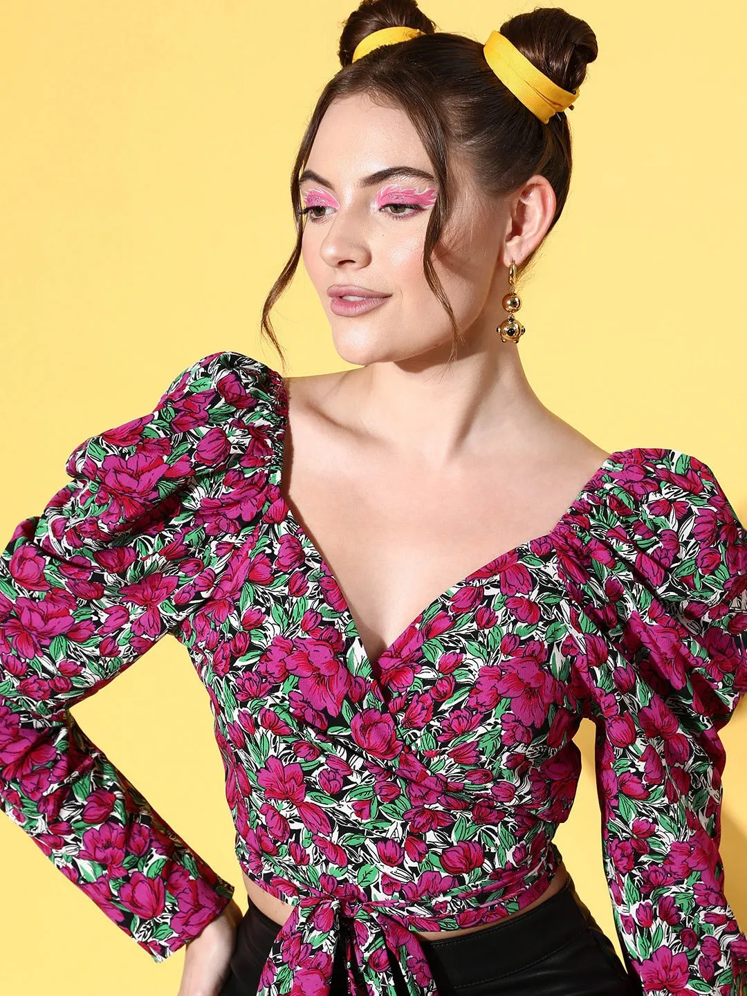 Berrylush Women Purple & Green Floral Printed Sweetheart Neck Front Tie-Up Crepe Wrap Crop Top