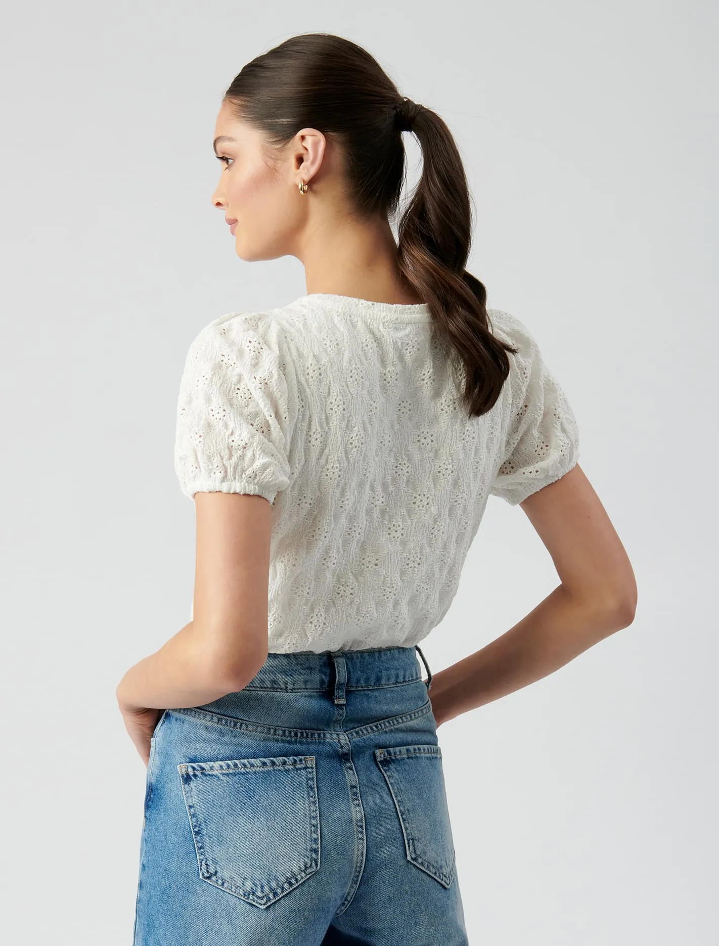 Cassidy Puff Sleeve Lace Tee