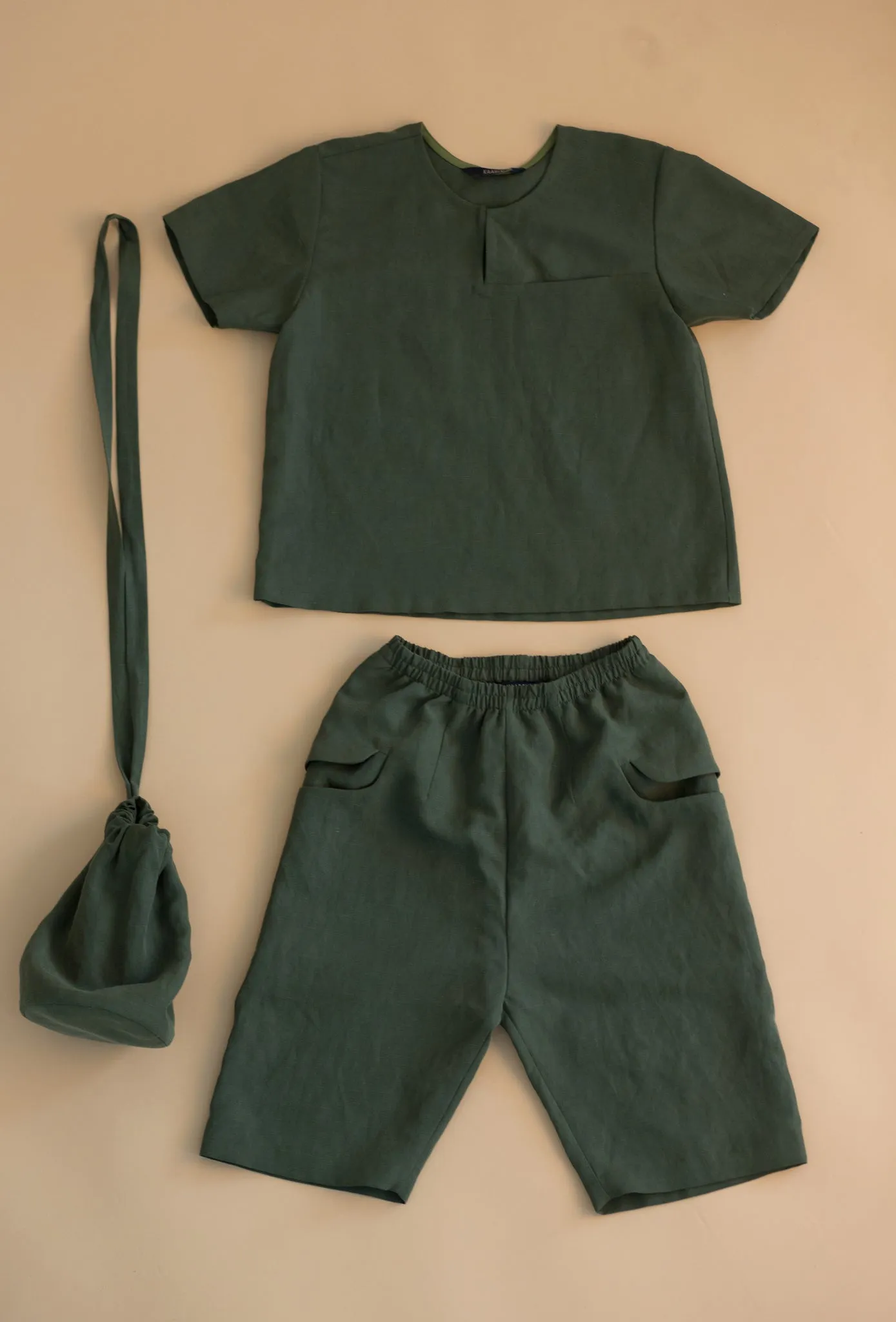 KIDS Chị Chị Em Em Everyday 3-Piece Unisex Set - Forest Green